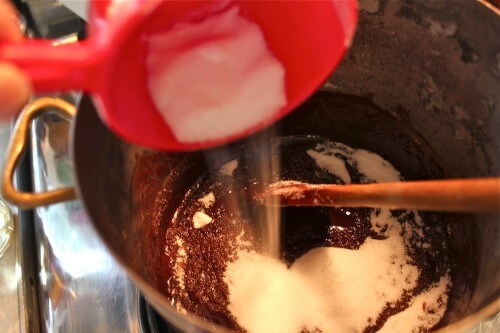 how to make chocolate sauce