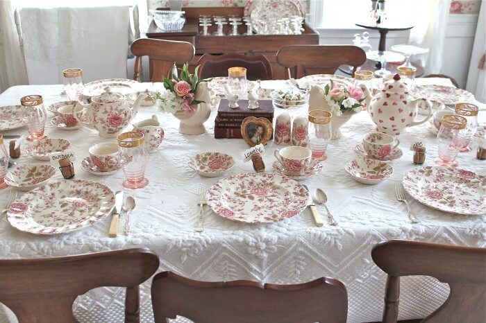 setting the table
