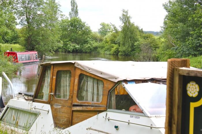 boats on the thames