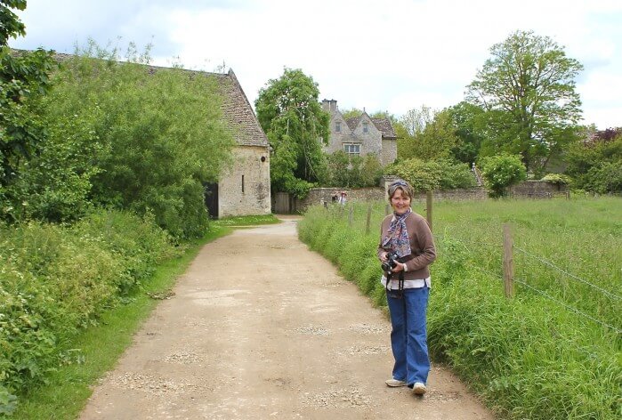 walking behind Kelmscott Manor