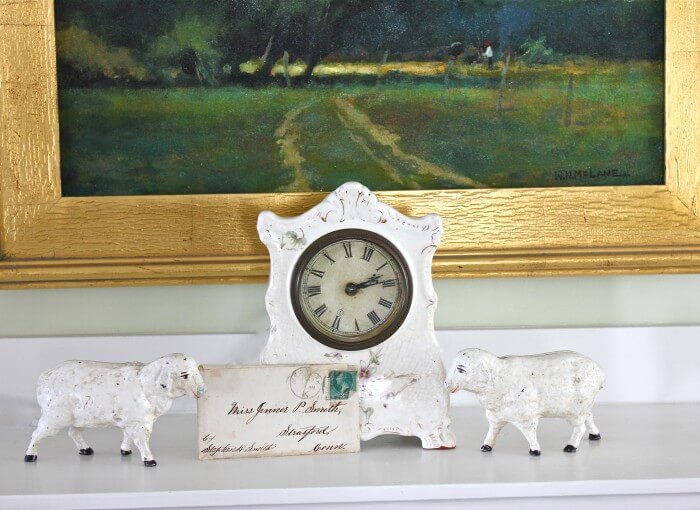 lambs on the mantle